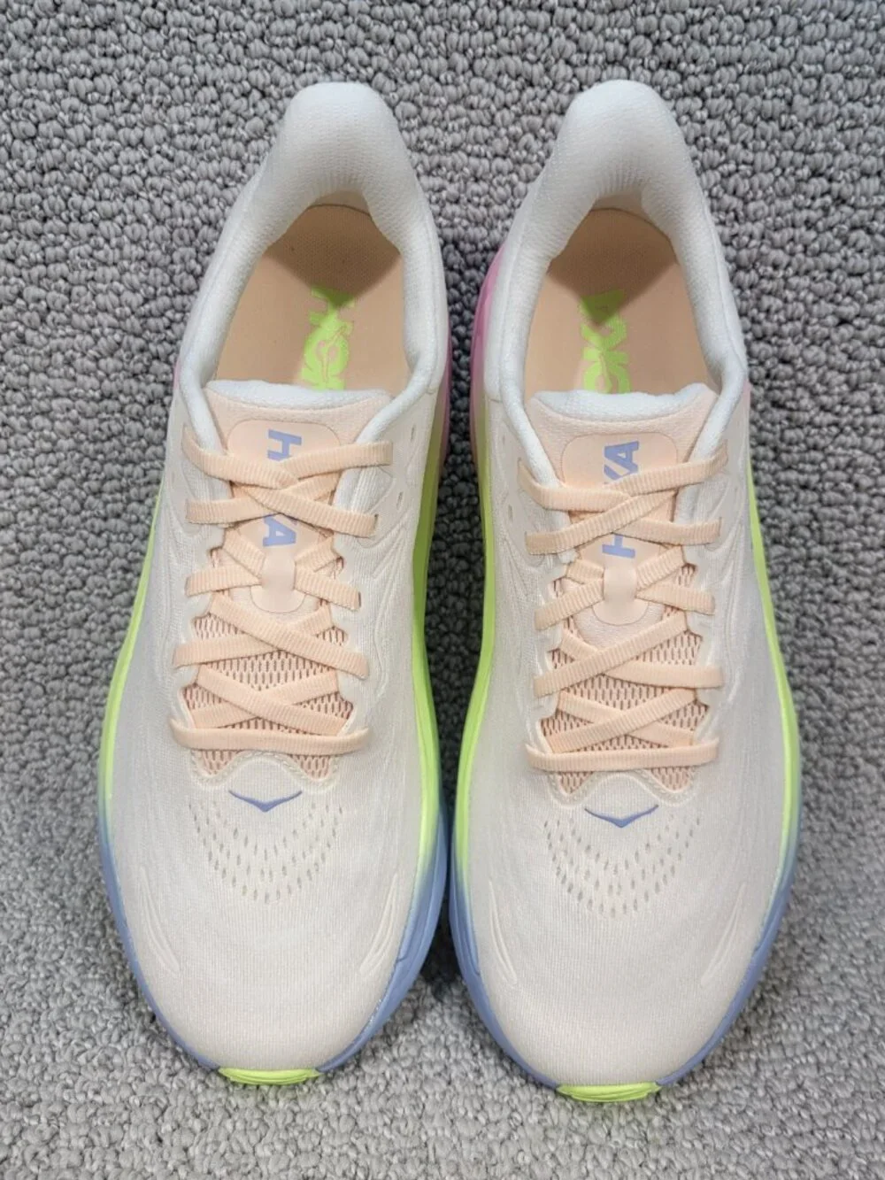Hoka One One hoka one